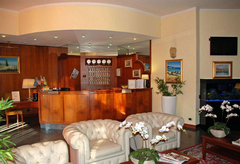 Certosa Hotel Milão Exterior foto