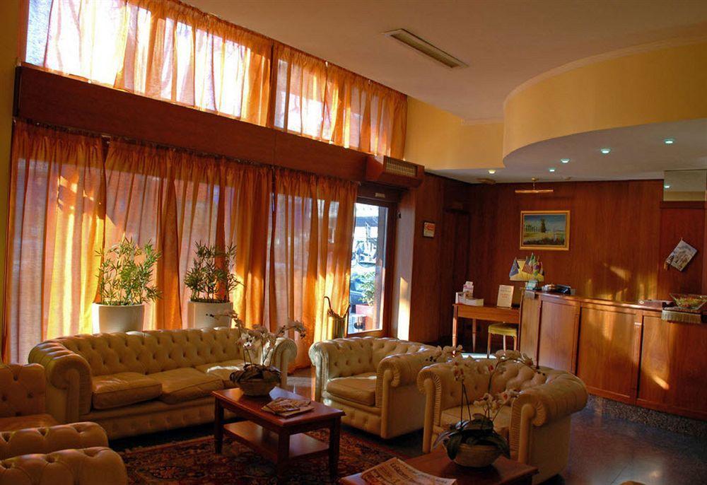 Certosa Hotel Milão Exterior foto